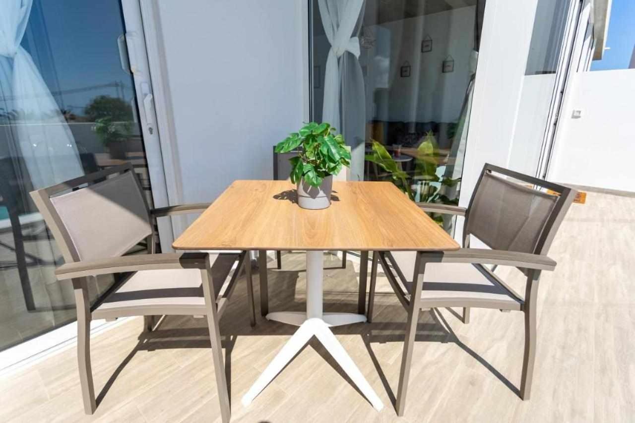 La Asomada  Suites Bene Lanzarote מראה חיצוני תמונה